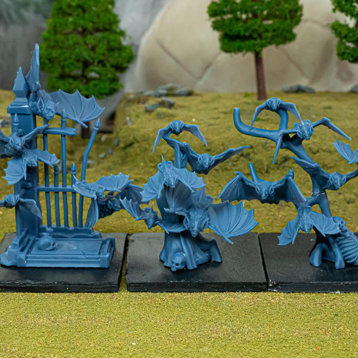 Bat Swarms Miniatures | Spectres of Transilvanya Undead Vampire Bat Set 28mm 32mm 3D Printed DnD RPG | Highlands Miniatures - Border3d