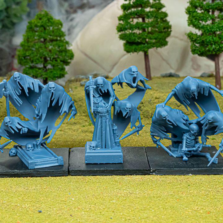 Ghost Swarms Miniatures | Spectres of Transilvanya Undead Spirit Swarm Set 28mm 32mm 3D Printed DnD RPG | Highlands Miniatures - Border3d