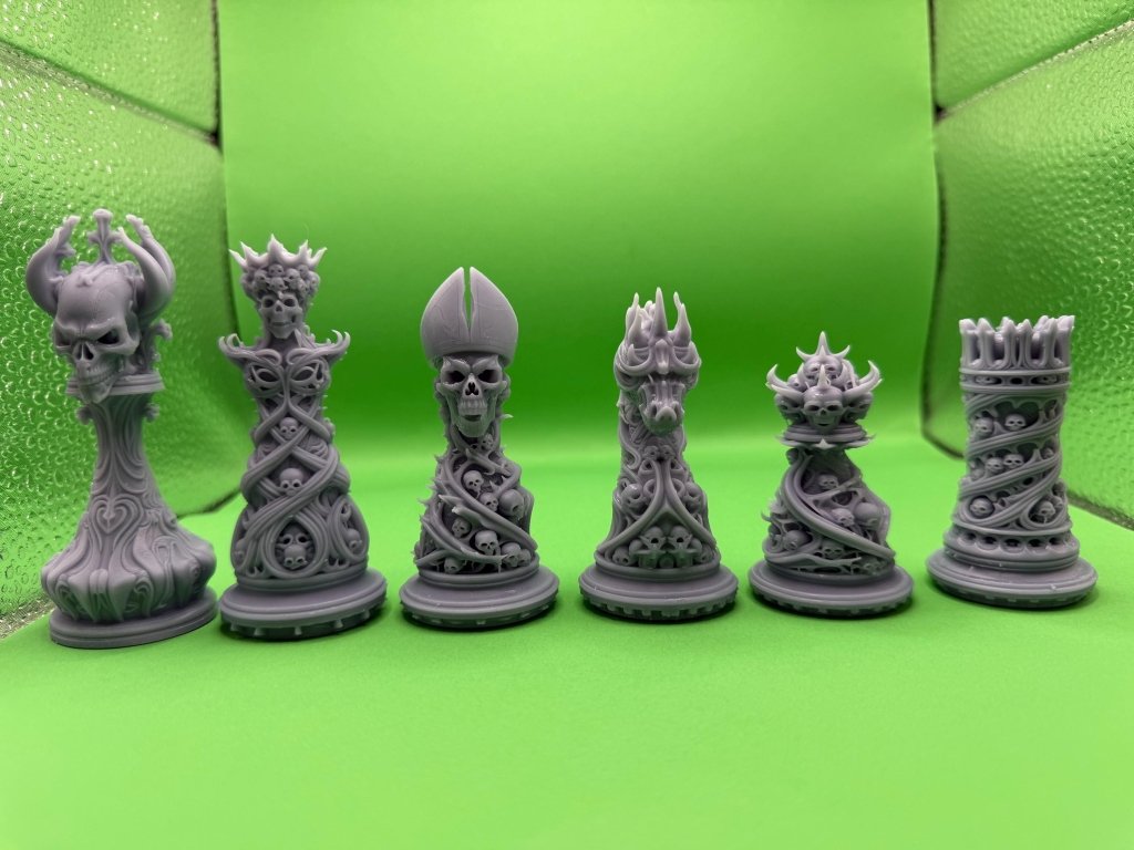 Gothic Skull Chess Set 3D Printed | 32 Piece Dark Fantasy Chess Pieces | DnD Necromancer Decor Gift | 29flo - Border3d