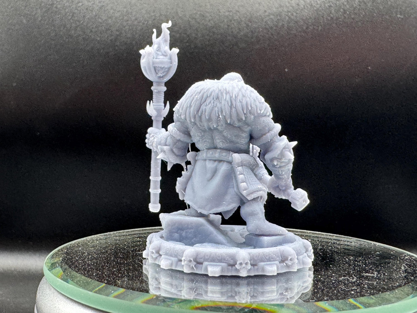 Varn Shadak — Apefolk Fire Mage Pyromancer Miniature 32mm