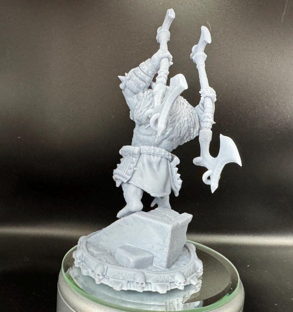 Kael Ithron - The Strongbacks of Castle Primatus| Daybreak Miniatures - Border3d