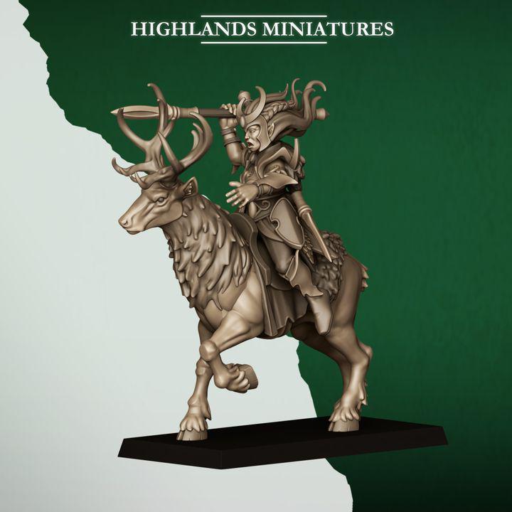 Moonlight Sisters Cavalry Miniatures | Feral Elf Wild Hunt Riders 28mm 32mm 3D Printed DnD RPG Wargaming | Highlands Miniatures - Border3d
