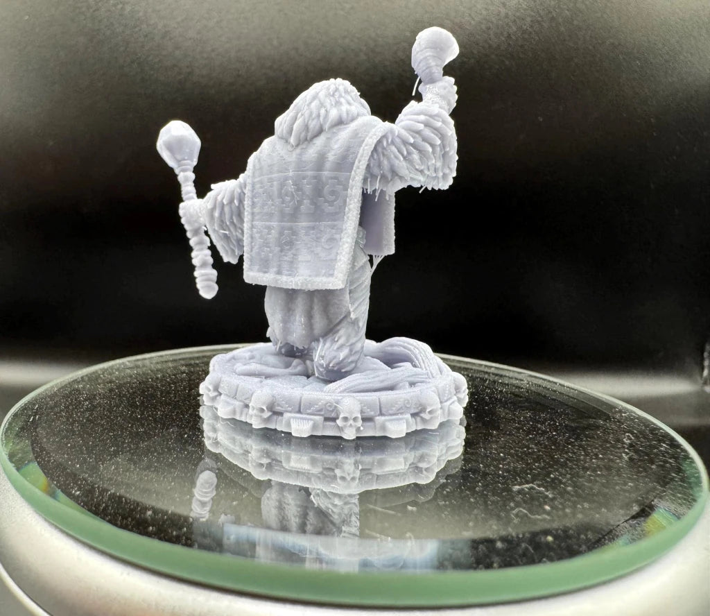 Urak Vaelor — Apefolk Druid Nature Warden Miniature 32mm - Border3d