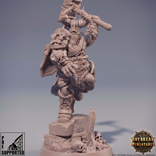"Daybreak Miniatures Preontz The Foreshadower resin miniature front view Border3D LLC"
